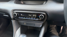 Toyota Yaris 1.5 Hybrid Design 5dr CVT Hybrid Hatchback